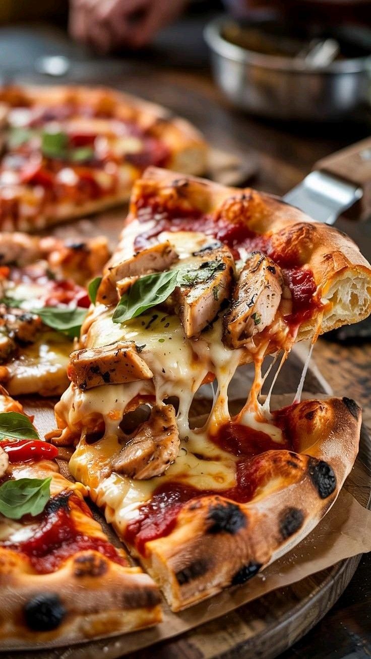 Chatpata Chicken Pizza